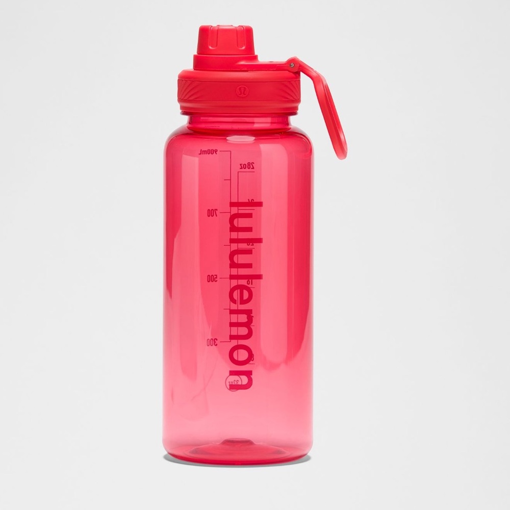 Lululemon Back to Life Clear Water Bottle 20oz Lululemon Red NWT ❤️💧